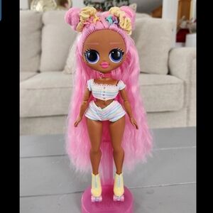 MGA LOL Surprise OMG Sunshine Gurl Girl Doll Long Pink Hair Beautiful